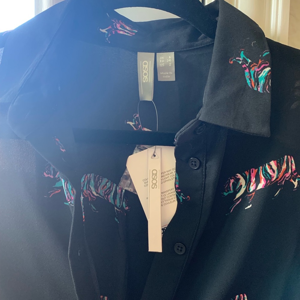 ASOS Button-Up Tiger Print - Picture 4 of 5
